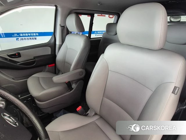 Hyundai The New Grand Starex 2020 Серебряный из Кореи, фото 2