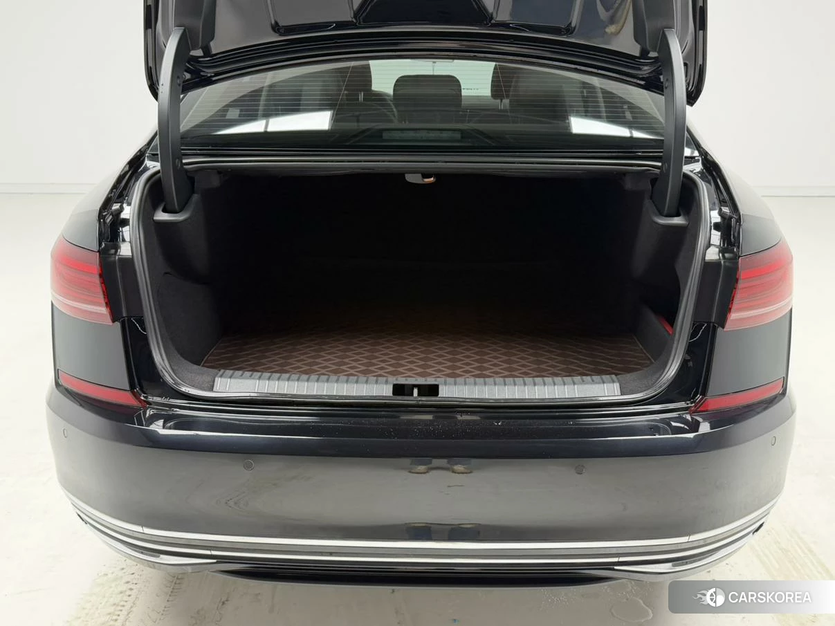 Volkswagen Passat 2021 Черный из Китая, фото 2