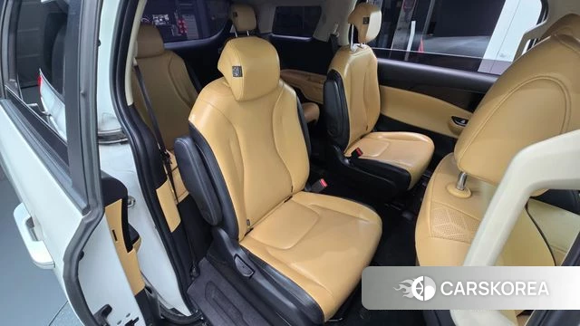 Kia Carnival 4th generation 2022 Белый из Кореи, фото 2