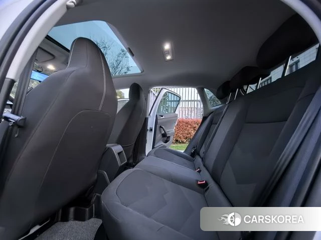 Volkswagen Polo 2022 Белый из Китая, фото 2
