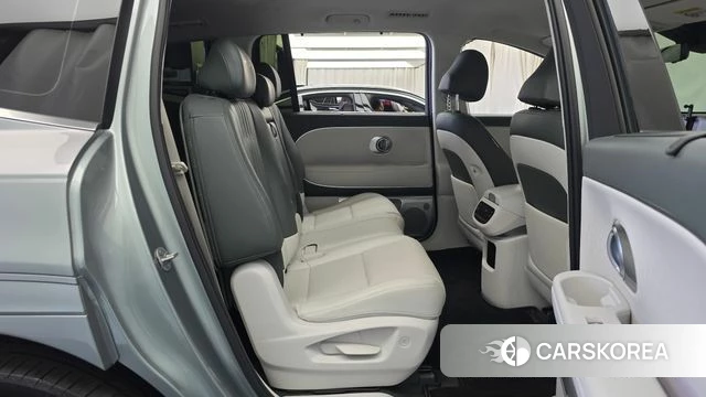 Hyundai Ionic 9 2025 Серебряный из Кореи, фото 2