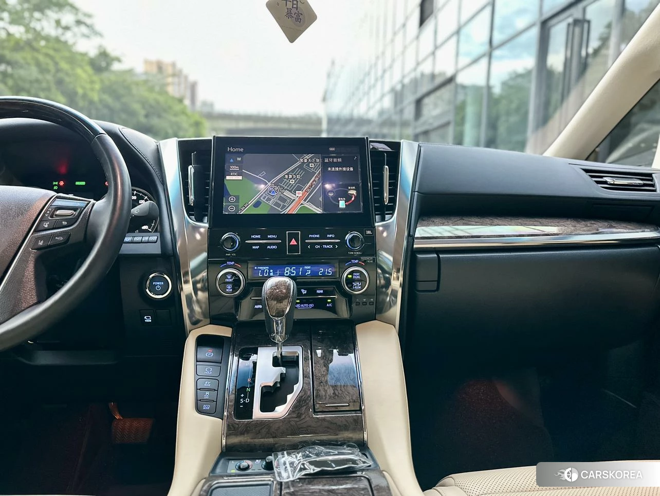 Toyota Alphard 2021 Белый из Китая, фото 2