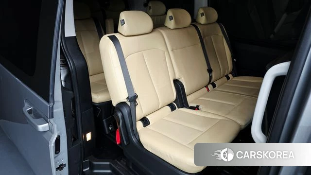 Hyundai Staria 2021 Серебряный из Кореи, фото 2