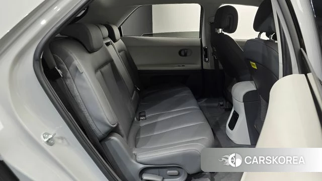 Hyundai The New Ionic 5 2024 Серебристо-серый из Кореи, фото 2