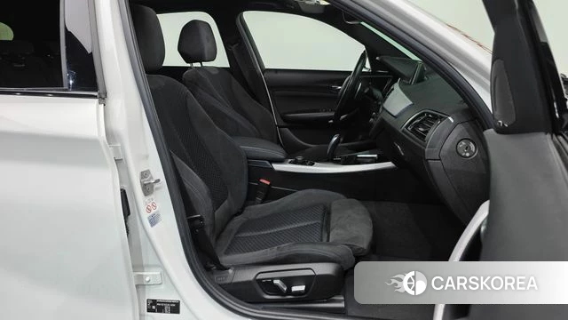 BMW 1 Series (F20) 2018 Белый из Кореи, фото 2