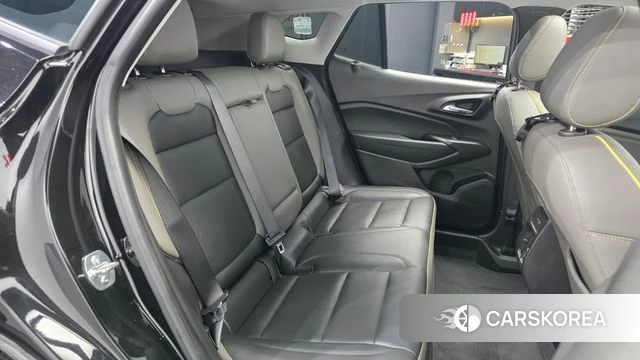 Chevrolet (GM Daewoo) Trax Crossover 2024 Черный из Кореи, фото 2