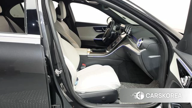 Mercedes-Benz C-Class W206 2023 Серый из Кореи, фото 2