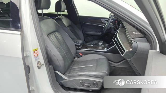 Audi A6 (C8) 2020 Белый из Кореи, фото 2