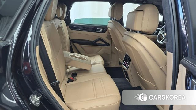 Porsche Cayenne (PO536) 2021 Черный из Кореи, фото 2