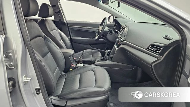 Hyundai The New Avante AD 2019 Светло-серебряный цвет из Кореи, фото 2