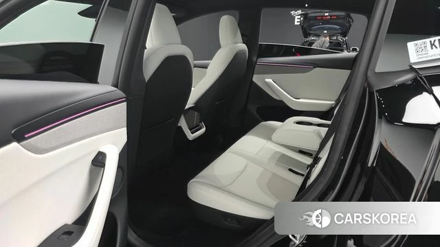 Tesla Model Y 2026 Черный из Кореи, фото 2