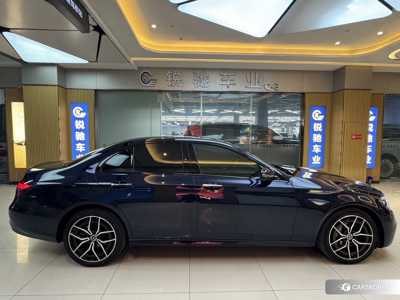 Mercedes-Benz E-Class 2020 Синий из Китая, фото 2