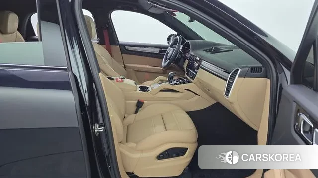 Porsche Cayenne (PO536) 2022 Черный из Кореи, фото 2