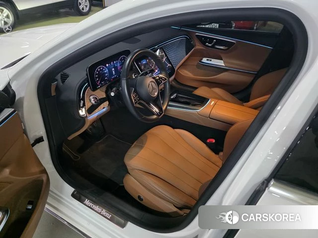Mercedes-Benz E-Class W214 2024 Белый из Кореи, фото 2