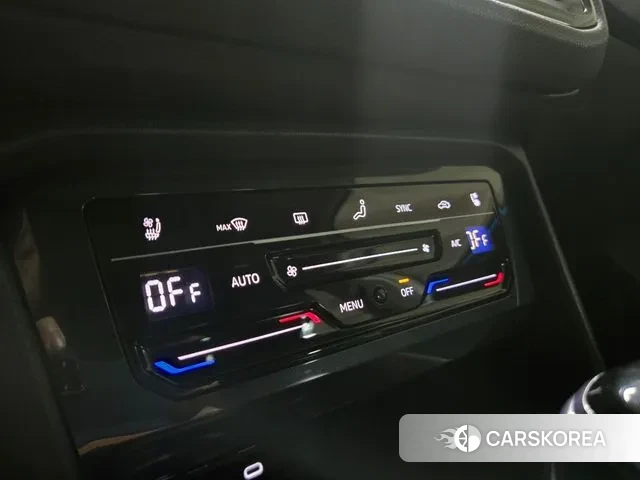 Volkswagen Tiguan Allspace 2022 Белый из Кореи, фото 2