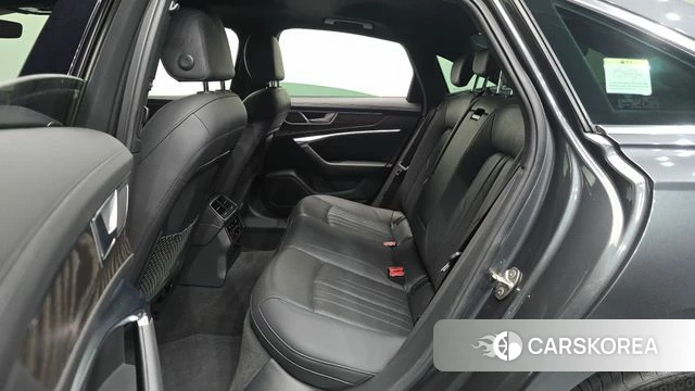 Audi A6 (C8) 2022 Серый из Кореи, фото 2