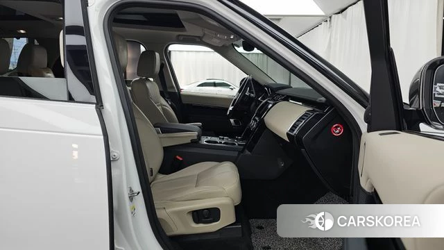 Land Rover Discovery 5 2020 Белый из Кореи, фото 2