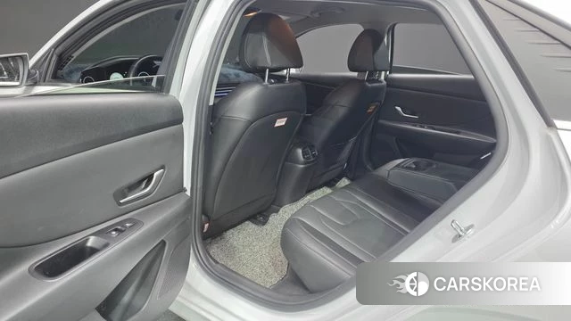 Hyundai Avante Hybrid (CN7) 2021 Белый из Кореи, фото 2