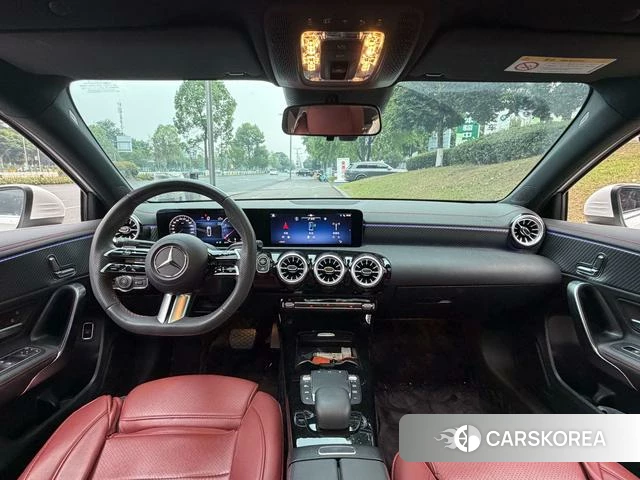 Mercedes-Benz A-Class 2024 Белый из Китая, фото 2