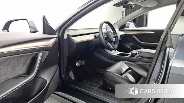 Tesla Model 3 2022 Серый из Кореи, фото 2