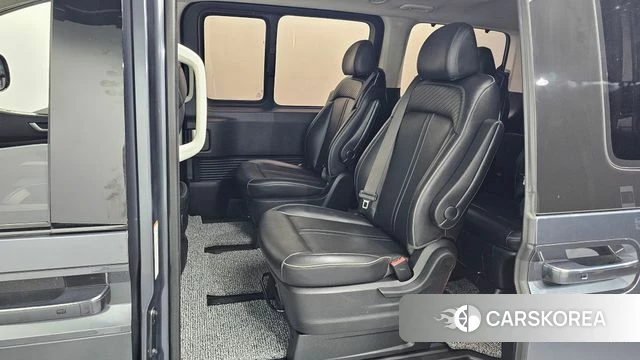 Hyundai Staria 2021 Серый из Кореи, фото 2