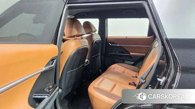 Ssangyong Torres 2022 Черный из Кореи, фото 2