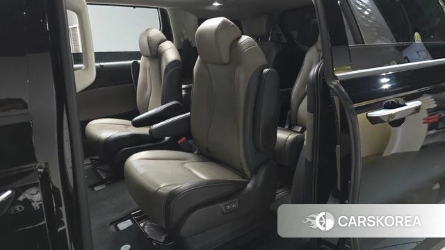 Kia The New Carnival 4th Generation 2024 Черный из Кореи, фото 2
