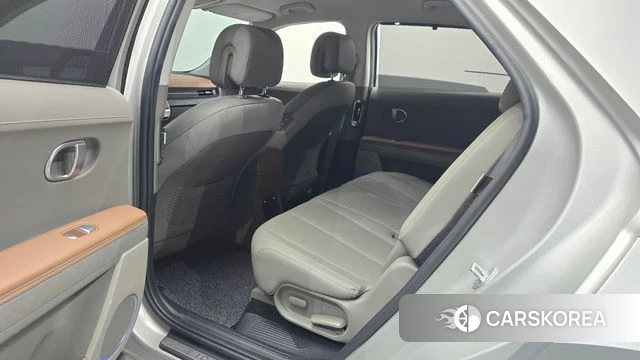 Hyundai Ionic 5 2022 Серебристо-серый из Кореи, фото 2