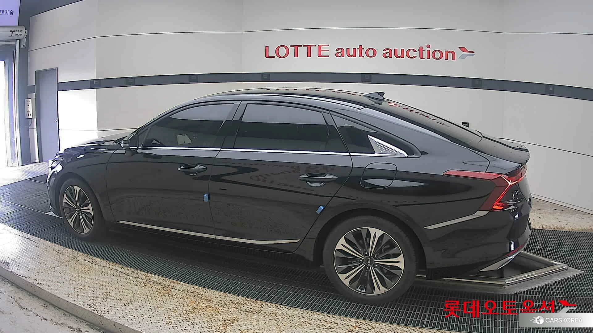 Kia K8 2023 Aurora Black Pearl из Кореи, фото 2