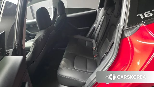 Tesla Model 3 2021 Красный из Кореи, фото 2