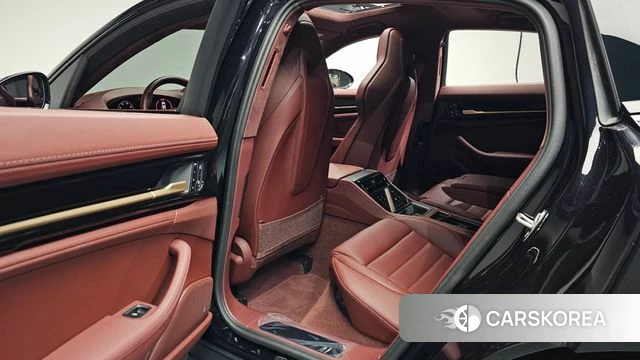 Porsche Panamera (976) id 4964481 из Кореи 2