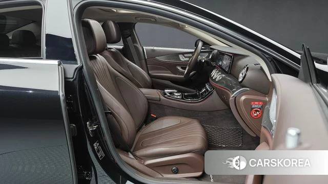 Mercedes-Benz CLS-Class C257 2020 Черный из Кореи, фото 2