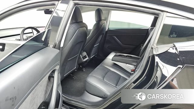 Tesla Model 3 2020 Черный из Кореи, фото 2