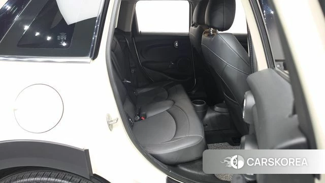 Mini Cooper D 2019 Жемчужный цвет из Кореи, фото 2