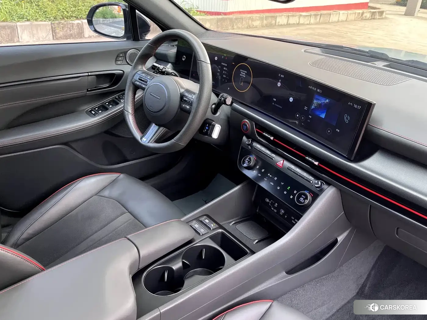 Hyundai Sonata 2024 Silver/gray из Китая, фото 2