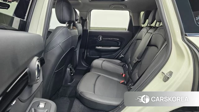 Mini Cooper Clubman 2019 Жемчужный цвет из Кореи, фото 2