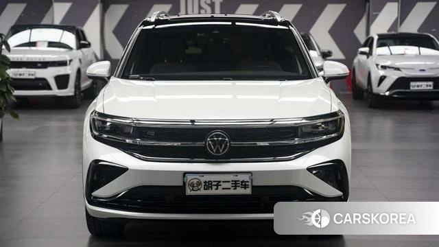 Volkswagen Talagon 2021 Белый из Китая, фото 2