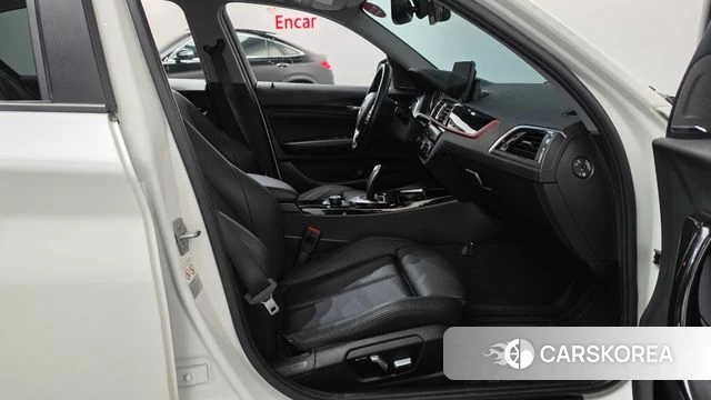 BMW 1 Series (F20) 2018 Белый из Кореи, фото 2