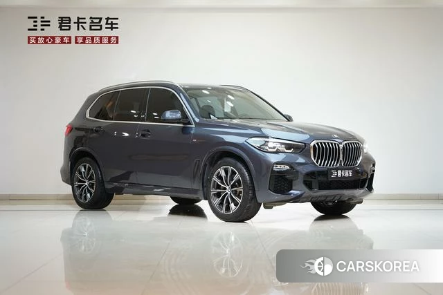 BMW X5 2021 Темно-серый из Китая, фото 2