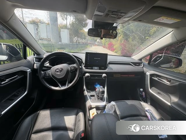 Toyota RAV4 2022 Белый из Китая, фото 2