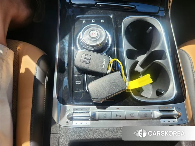 Kia Carnival 4th generation 2022 Черный из Кореи, фото 2