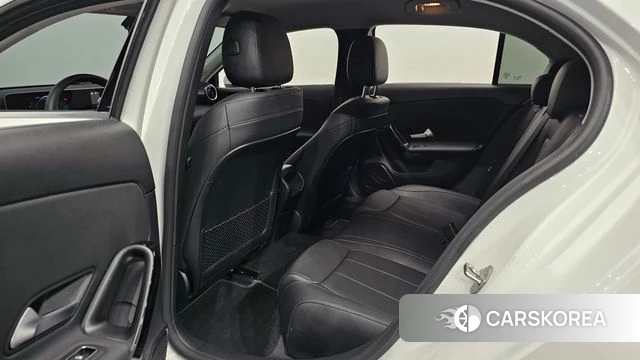 Mercedes-Benz A-Class W177 2020 Белый из Кореи, фото 2