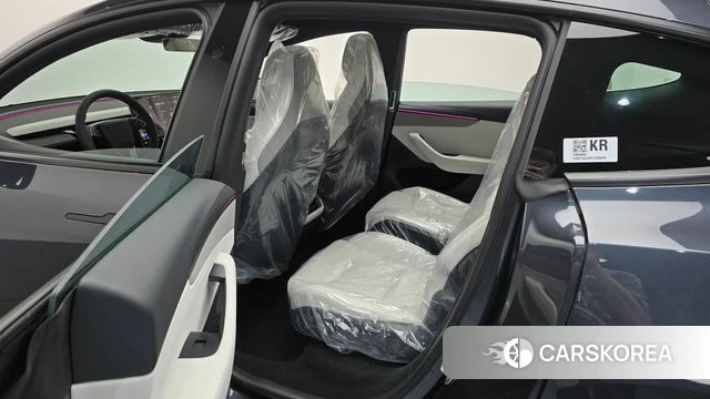 Tesla Model Y 2026 Серый из Кореи, фото 2