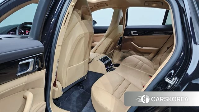 Porsche Panamera (971) 2021 Черный из Кореи, фото 2