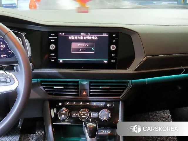 Volkswagen 7th Generation of Jetta 2024 Серебристо-серый из Кореи, фото 2