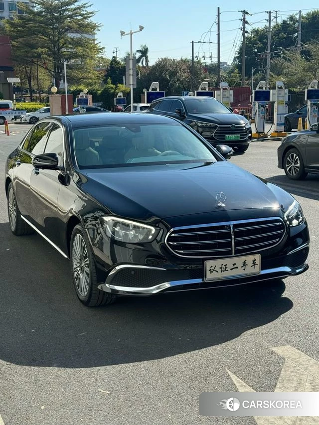 Mercedes-Benz E-Class 2022 Черный из Китая, фото 2