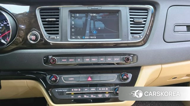 Kia The New Carnival 2019 Белый из Кореи, фото 2