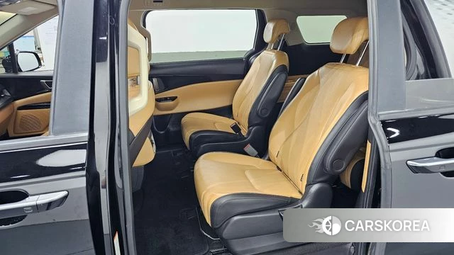 Kia Carnival 4th generation 2023 Черный из Кореи, фото 2