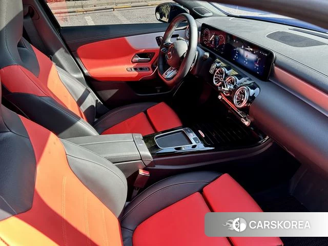 Mercedes-Benz AMG A-Class 2024 Черный из Китая, фото 2