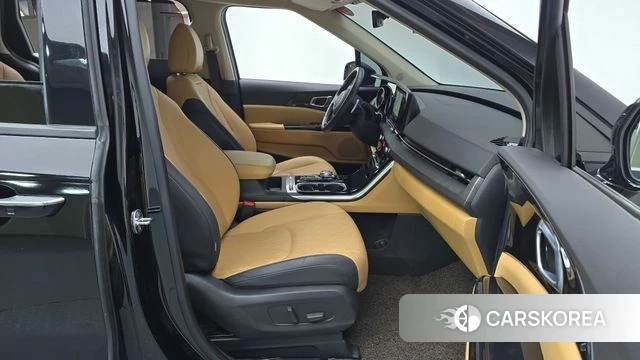 Kia Carnival 4th generation 2023 Черный из Кореи, фото 2